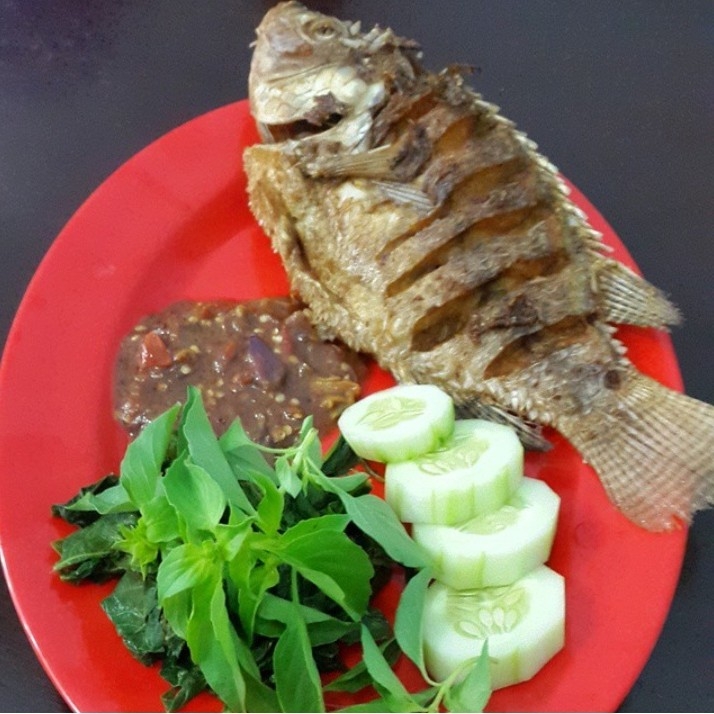 Nila Goreng Lalap
