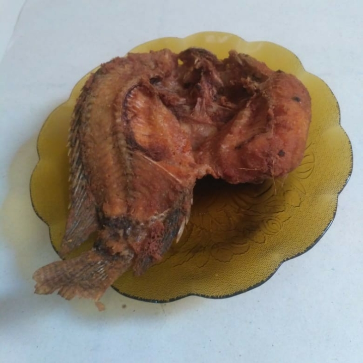 Nila Goreng Plus Lalap Sambal