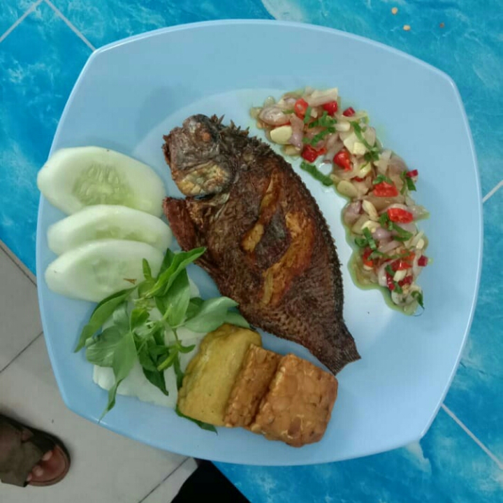 Nila Goreng Sambal Matah