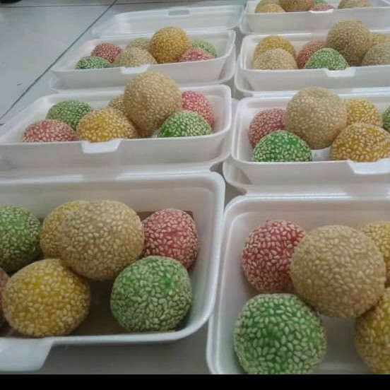 Onde-onde Isi Kacang Rainbow 2