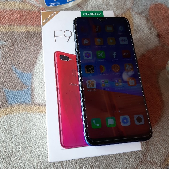 Oppo F9 ram 4 64 Fullset Twilight Blue