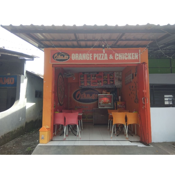 Orange Pizza Dan Chicken - Pasirian