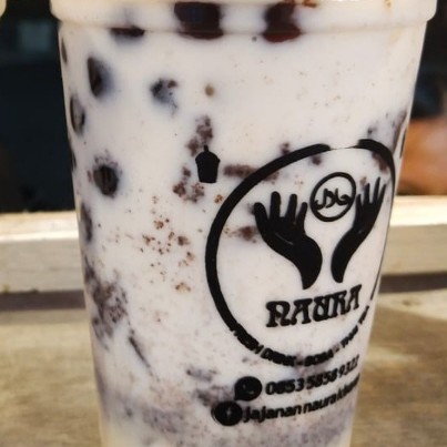 Oreo Vanilla Milk