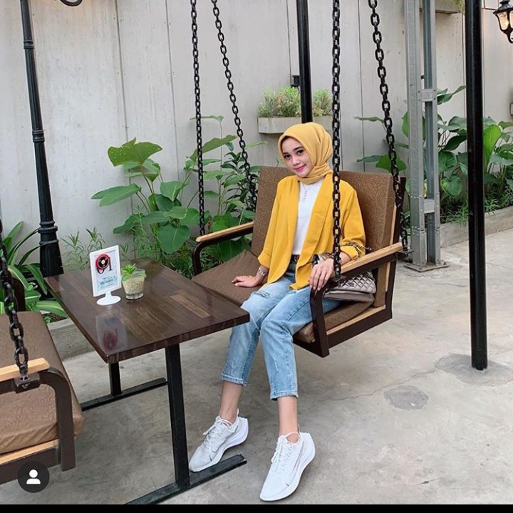 Outer Kuning Nabila Bangkok