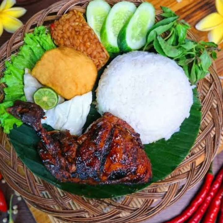 PAKET AYAM BAKAR 