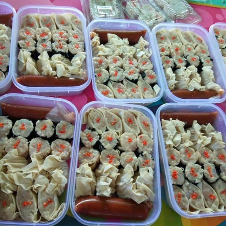 PAKET FROZEN FOOD PAKET DIMSUM AYAM ISI 20  DIMSUM RUMPUT LAUT ISI 16