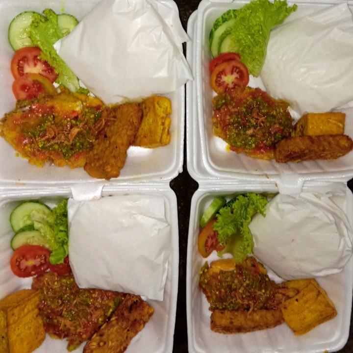 PAKET KOMPLIT Ayam Geprek Semok 2