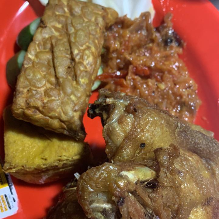 PECEL AYAM 