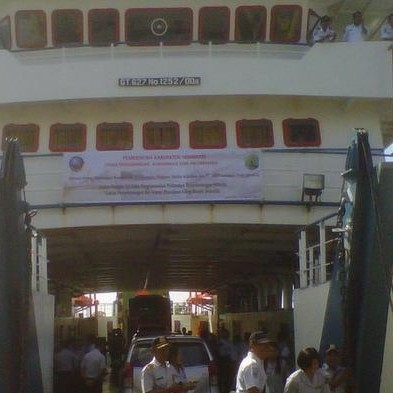 PELABUHAN PENYEBERANGAN TARAKAN