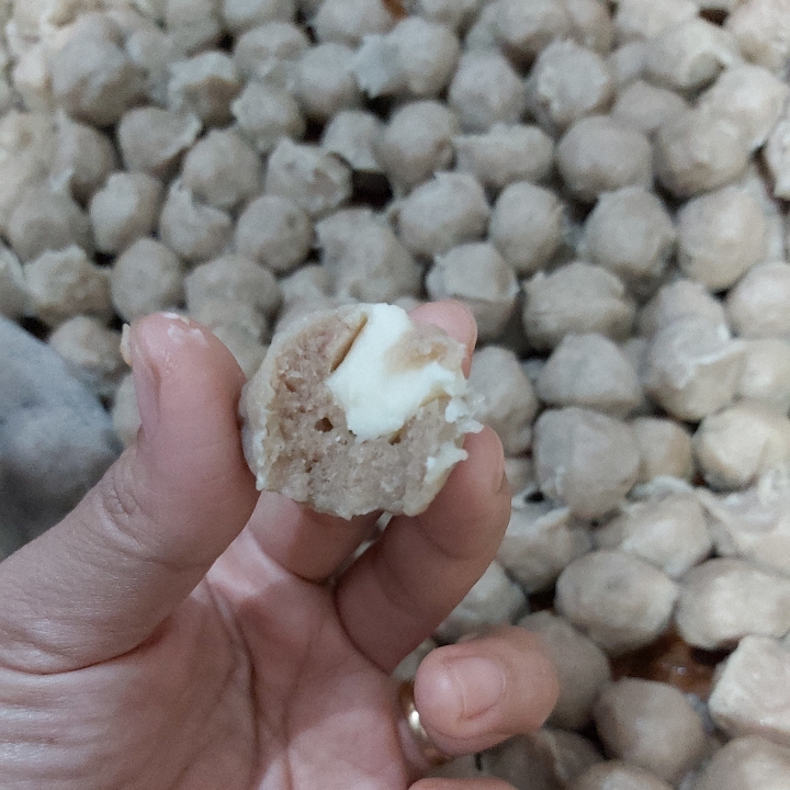 PENTOL DAGING SAPI ISI KEJU 3