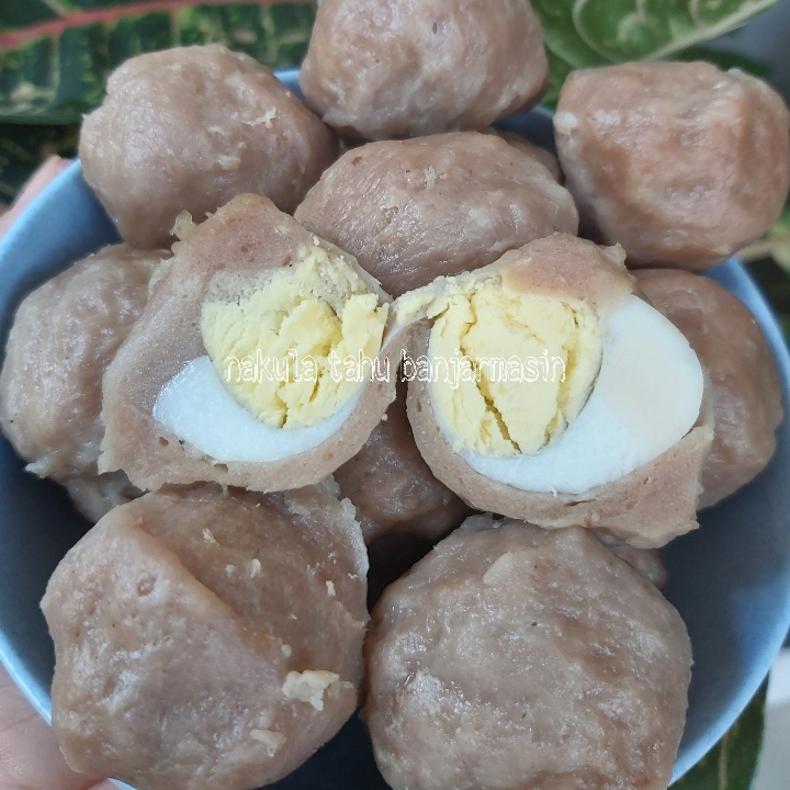 PENTOL DAGING SAPI ISI TELUR PUYUH