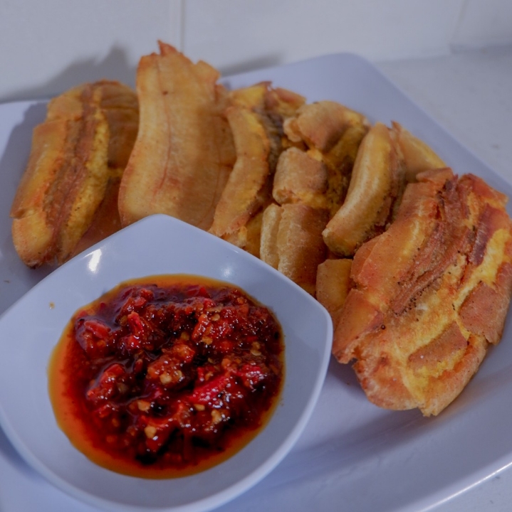 PISANG TUMBU SAMBAL TERASI  2