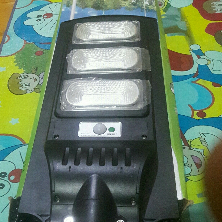 PJU Tenaga Surya 90W 2