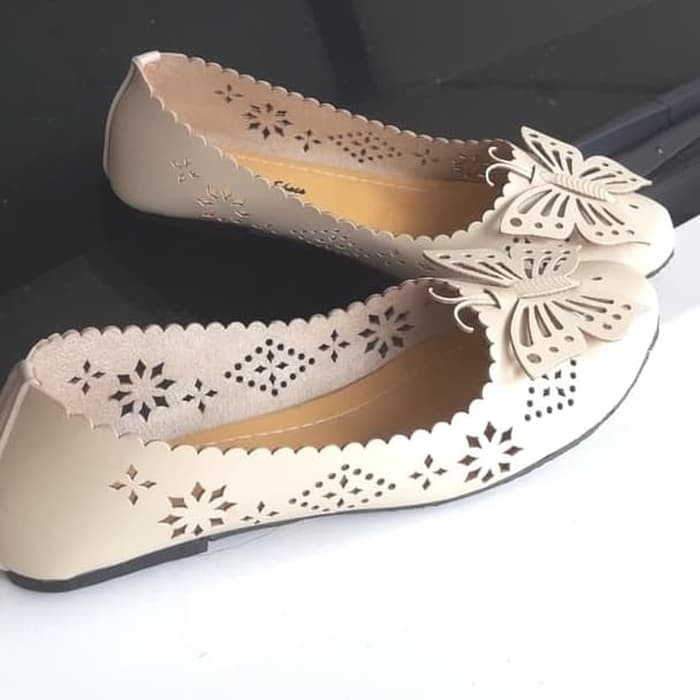 PROMO Flatshoes Kupu Cream