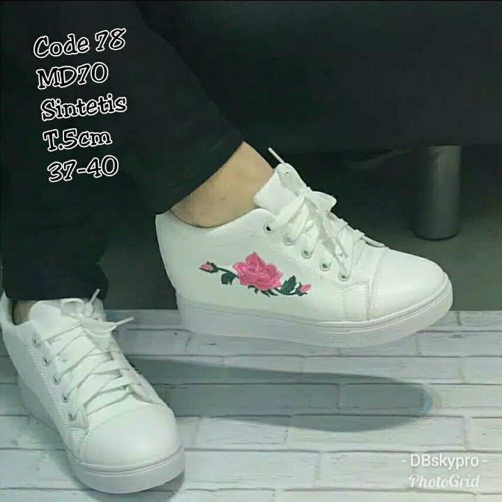 PROMO Sepatu Cewe MD70