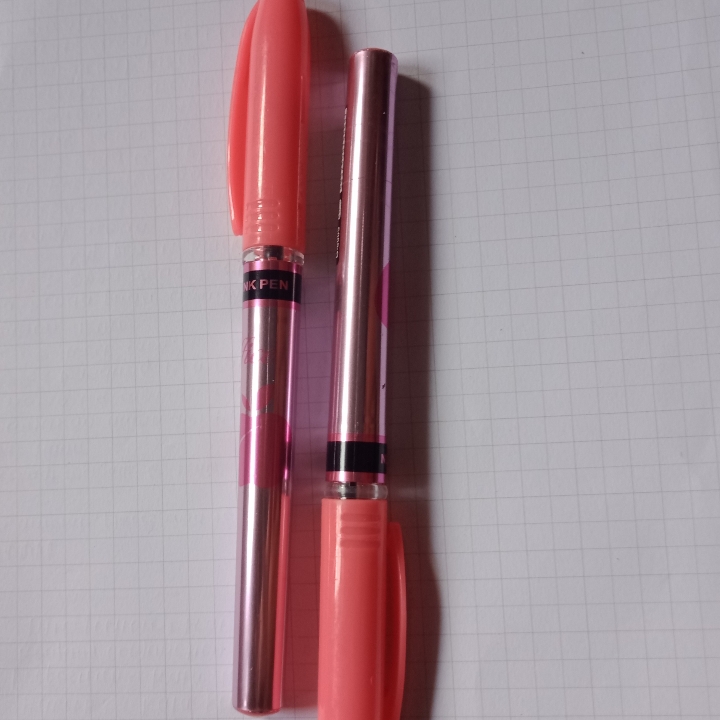 PULPEN APPLE WARNA MERAH TINTA HITAM