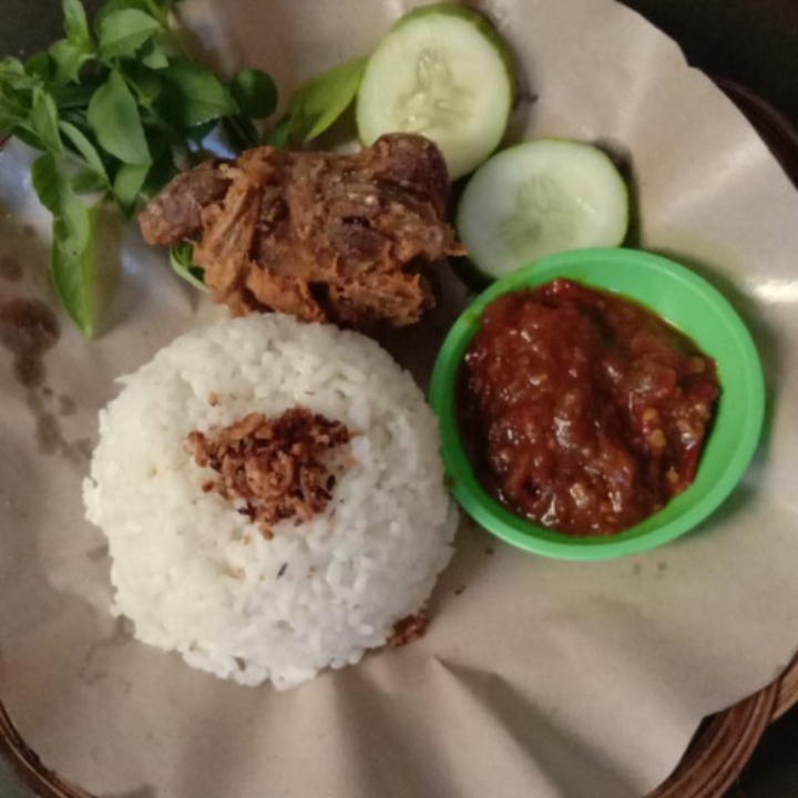 Paket Ati Ampela Bakar Nasi Dan Es Teh