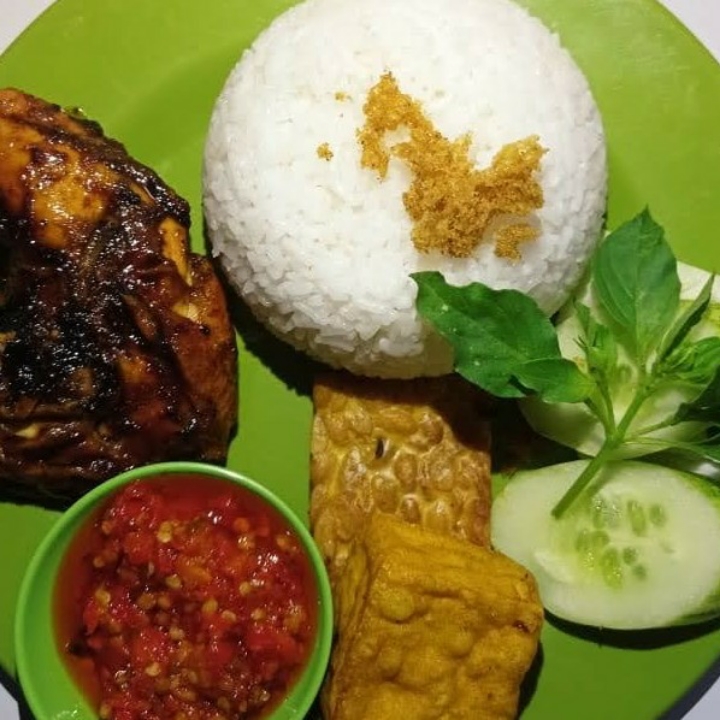 Paket Ayam Bakar