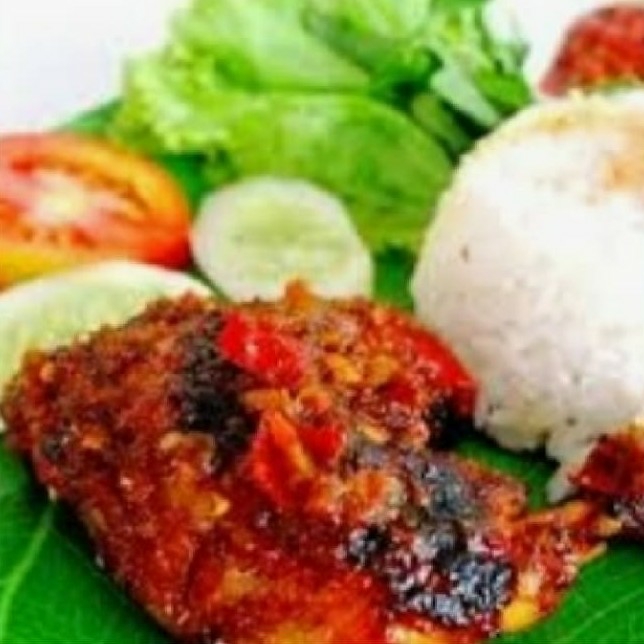 Paket Ayam Bakar Paha Besar Nasi Tahu Tempe