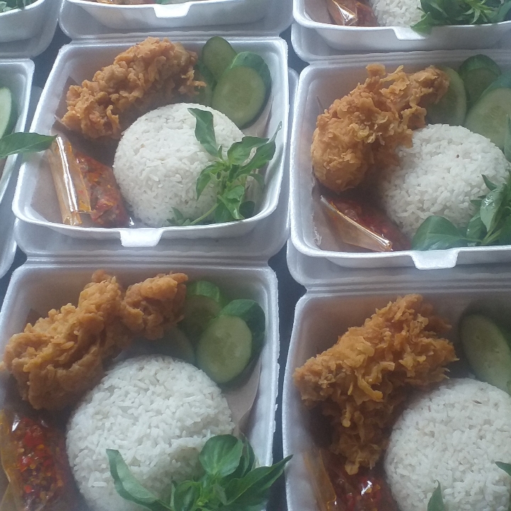 Paket Ayam Geprek
