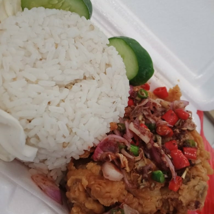 Paket Ayam Geprek Sambal Matah