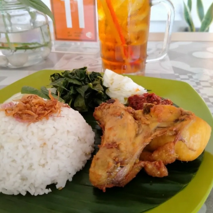 Paket Ayam Goreng Kota 