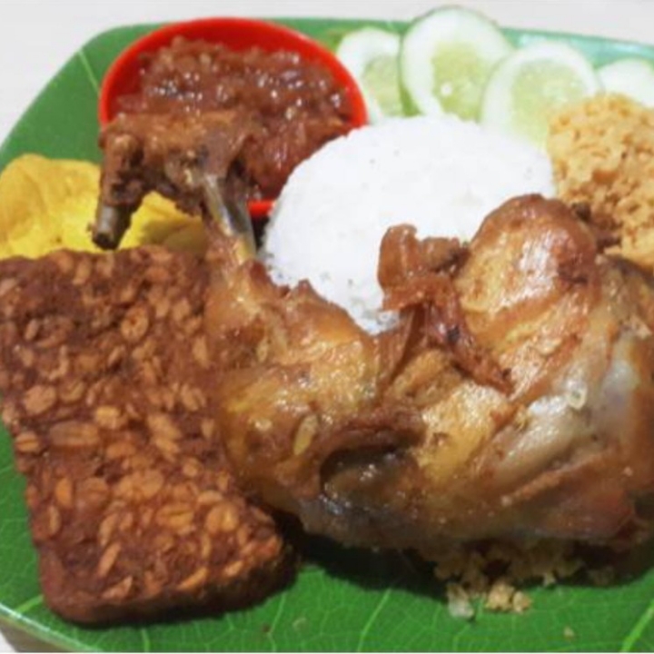 Paket Ayam Kampung Krenyezz