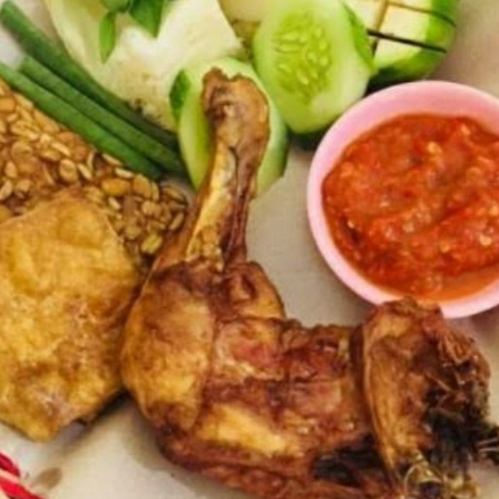 Paket Ayam Lalapan