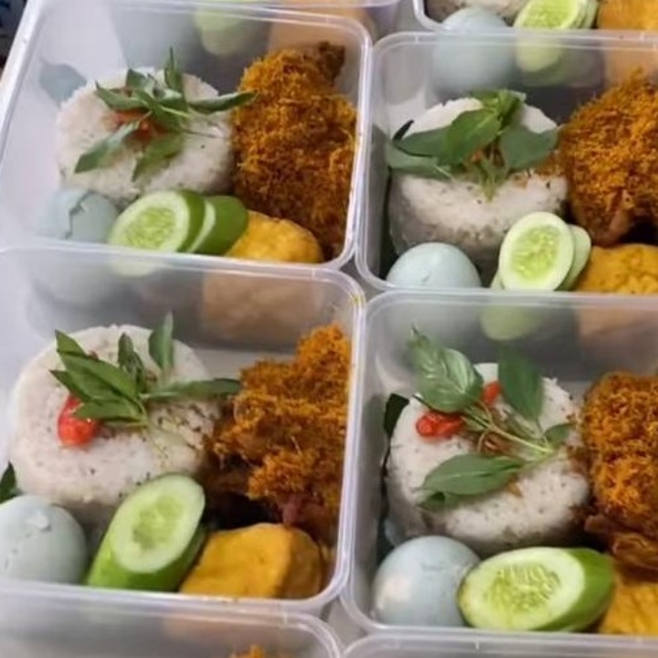 Paket Ayam Serundeng