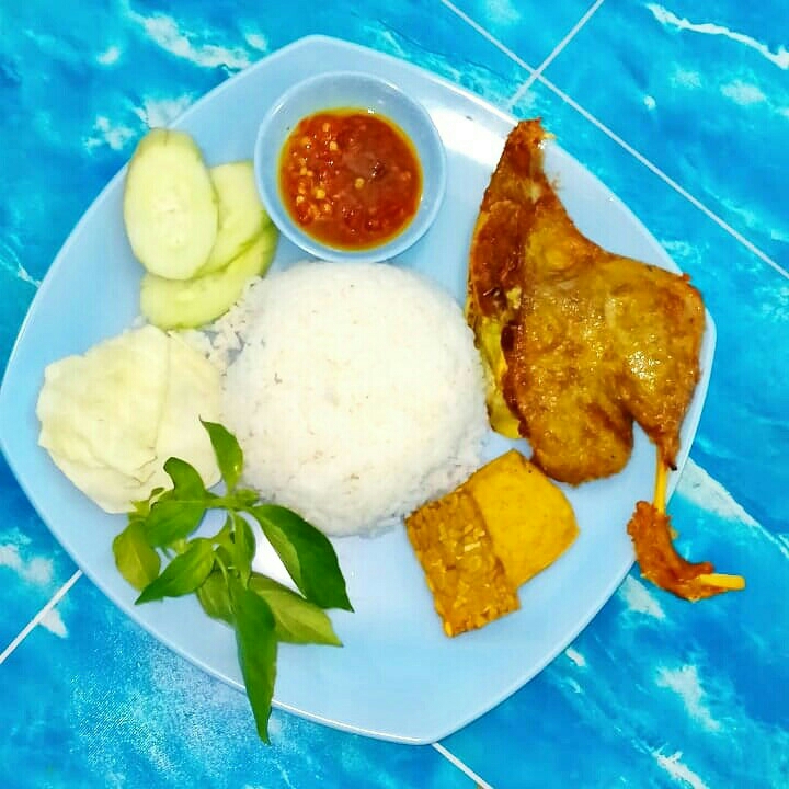 Paket Bebek Goreng 