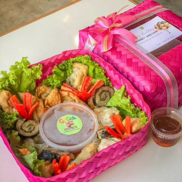 Paket Hampers Besek