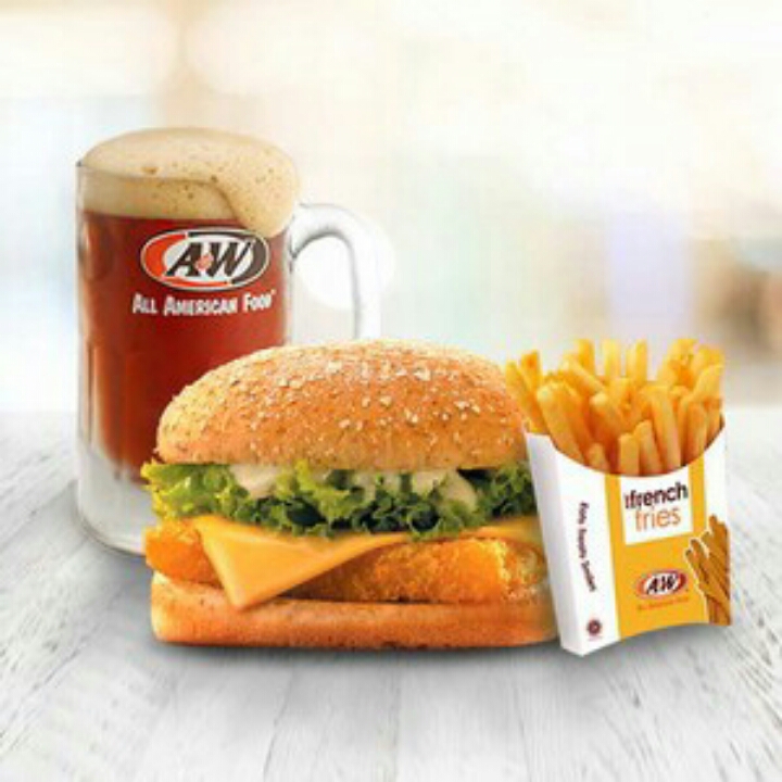 Paket Kentang C - Fish Sandwich