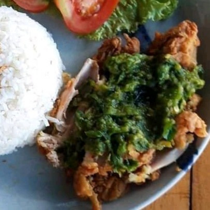 Paket Lengkap Geprek Sambal Ijo 2