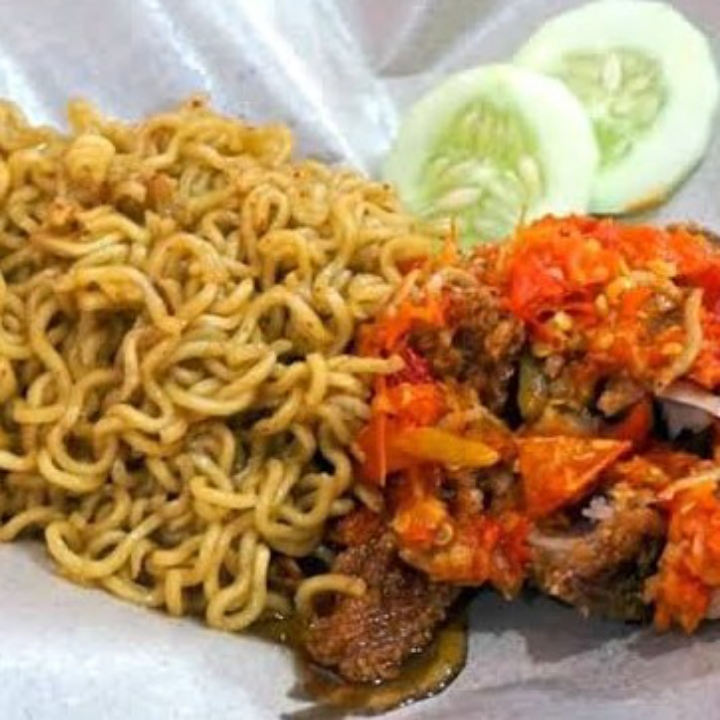 Paket Mie Goreng Ayam Penyet