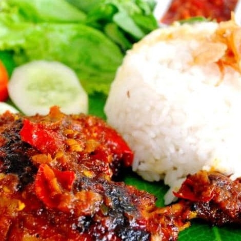 Paket Nasi Ayam Bakar Sambel Merah