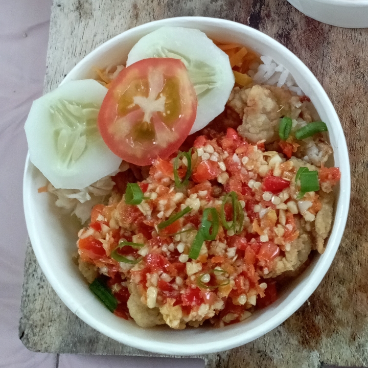 Paket Nasi Ayam Geprek Dan Es