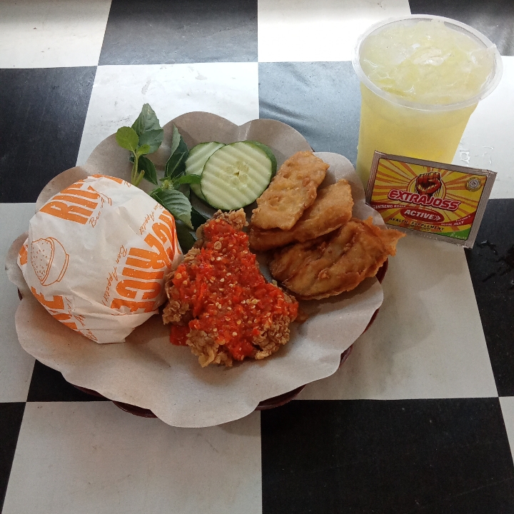 Paket Nasi Ayam Geprek Extra Joss Susu