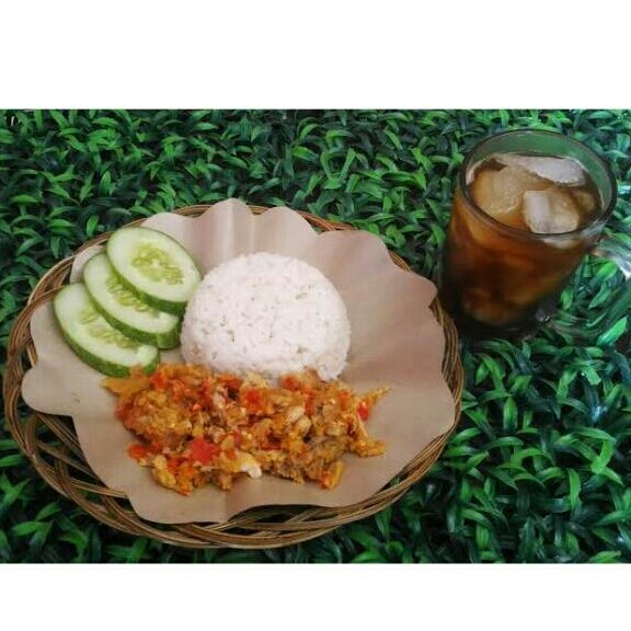 Paket Nasi Ayam Geprek Ririla