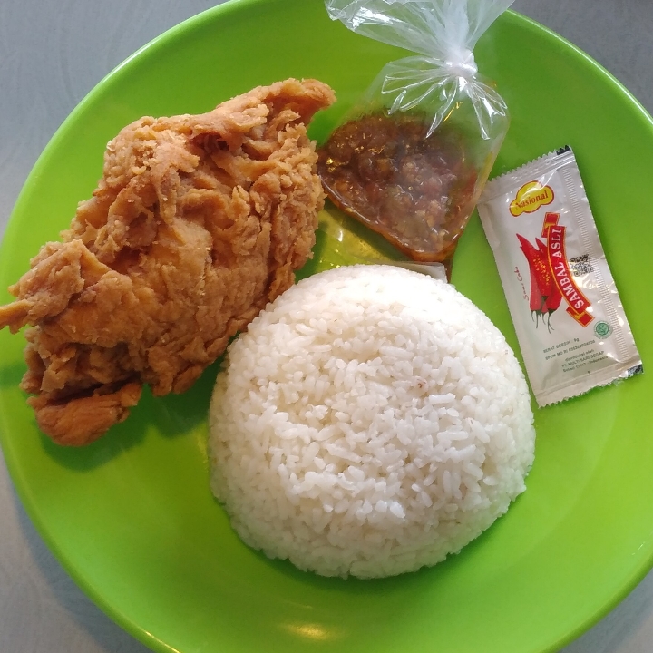 Paket Nasi Ayam Krispy 