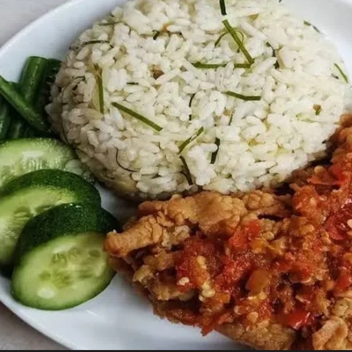 Paket Nasi Daun Jeruk Ayam Geprek