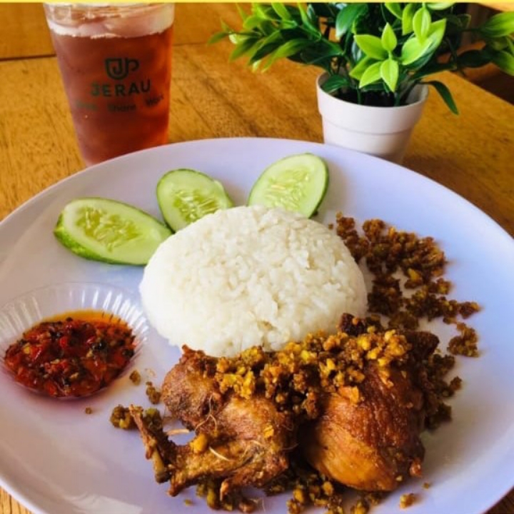 Paket Nasi Goreng Ayam Kemiri Sambal Andaliman