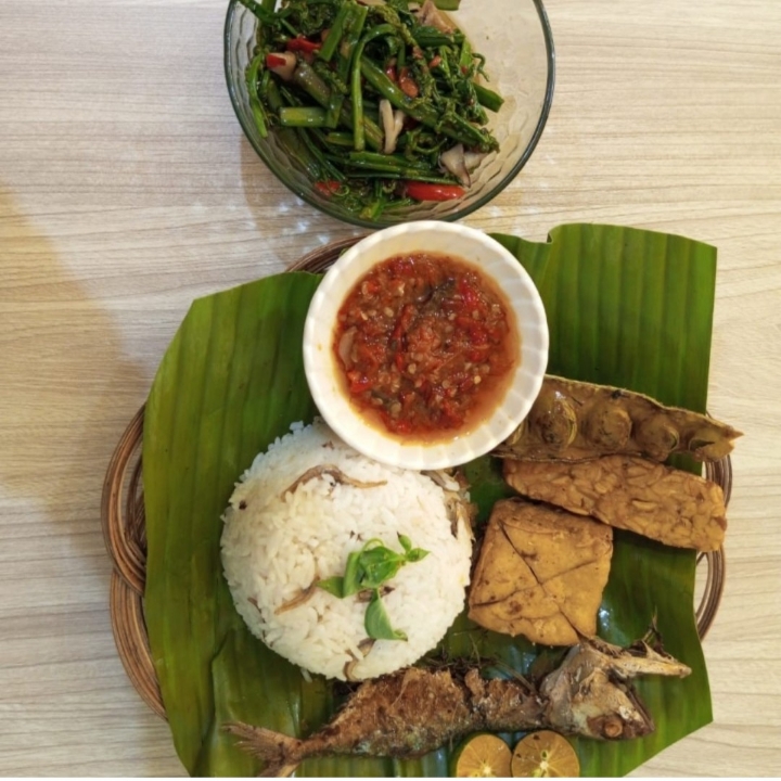 Paket Nasi Liwet