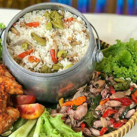 Paket Nasi Liwet Ikan Laut