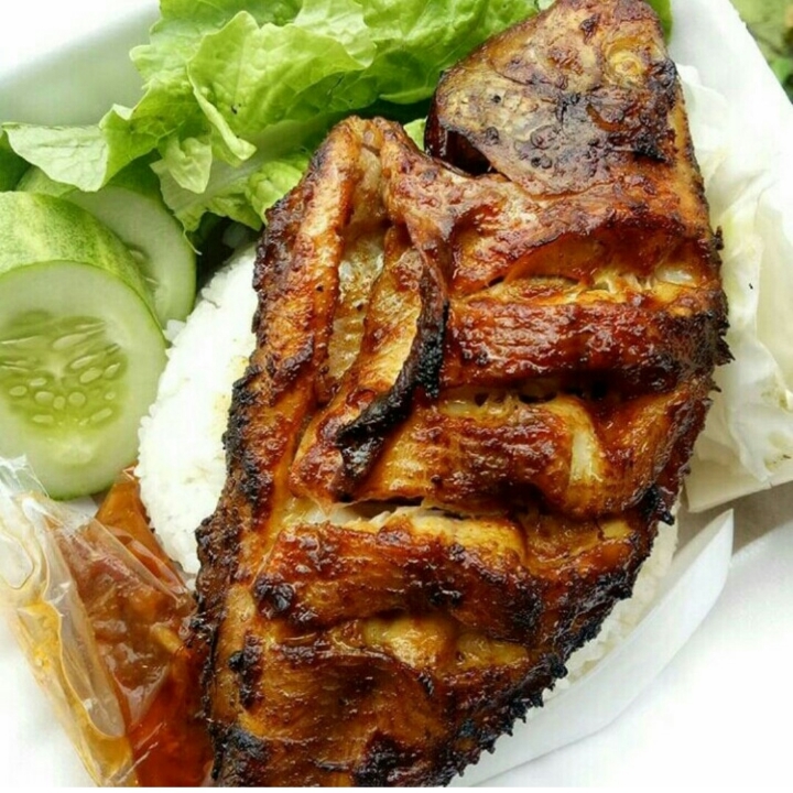 Paket Nila Bakar
