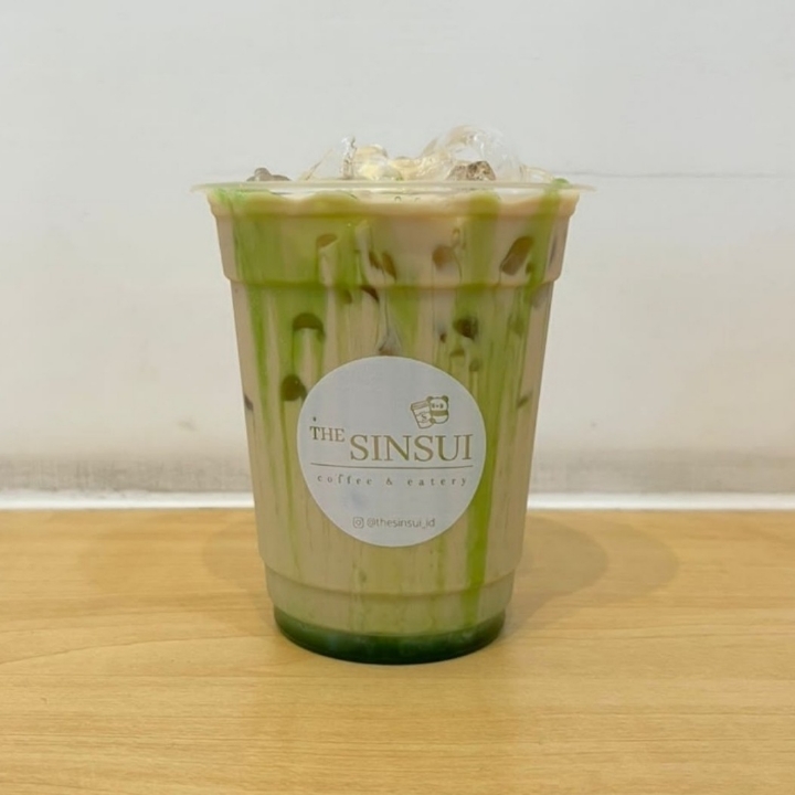 Pandan Shaken Latte