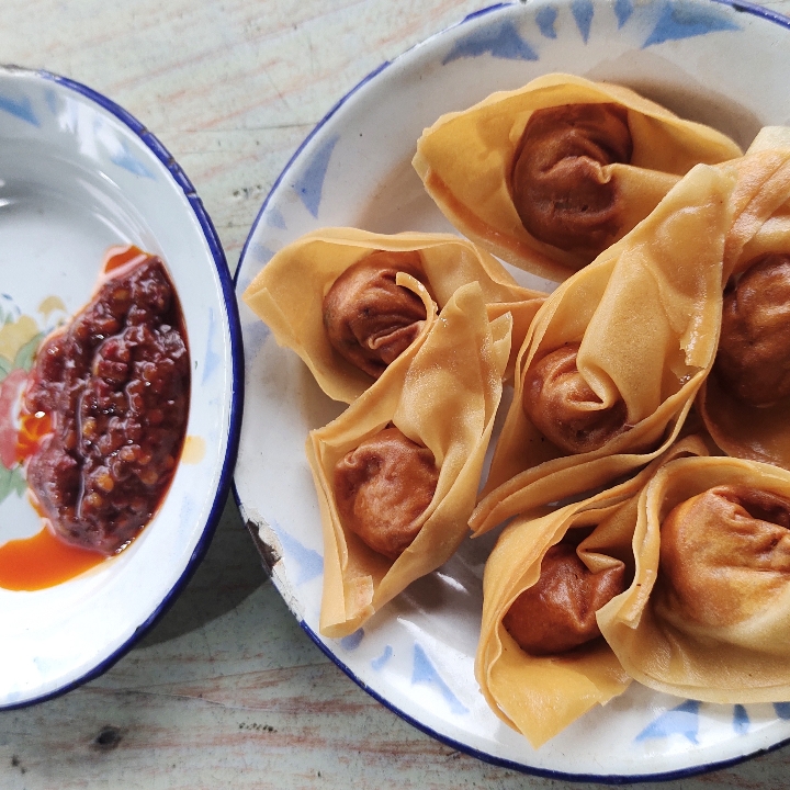 PANGSIT AYAM GORENG 