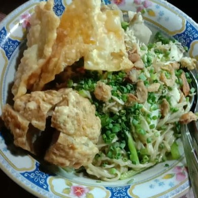Pangsit Mie Spesial