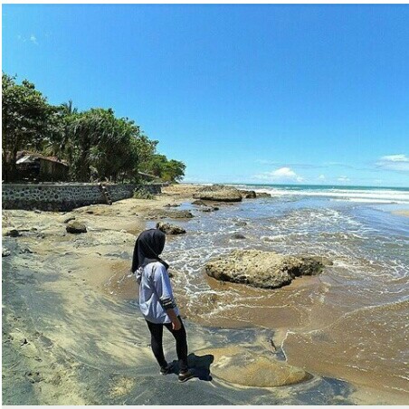 Pantai Taman manalusu