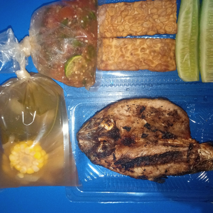 Pecak Bandeng Sayur Asem Free Tempe