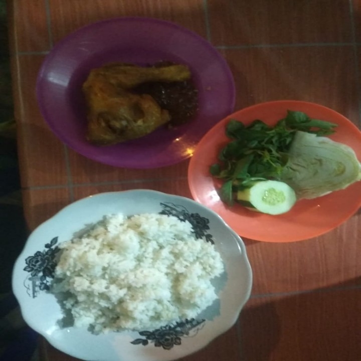 Pecel Ayam